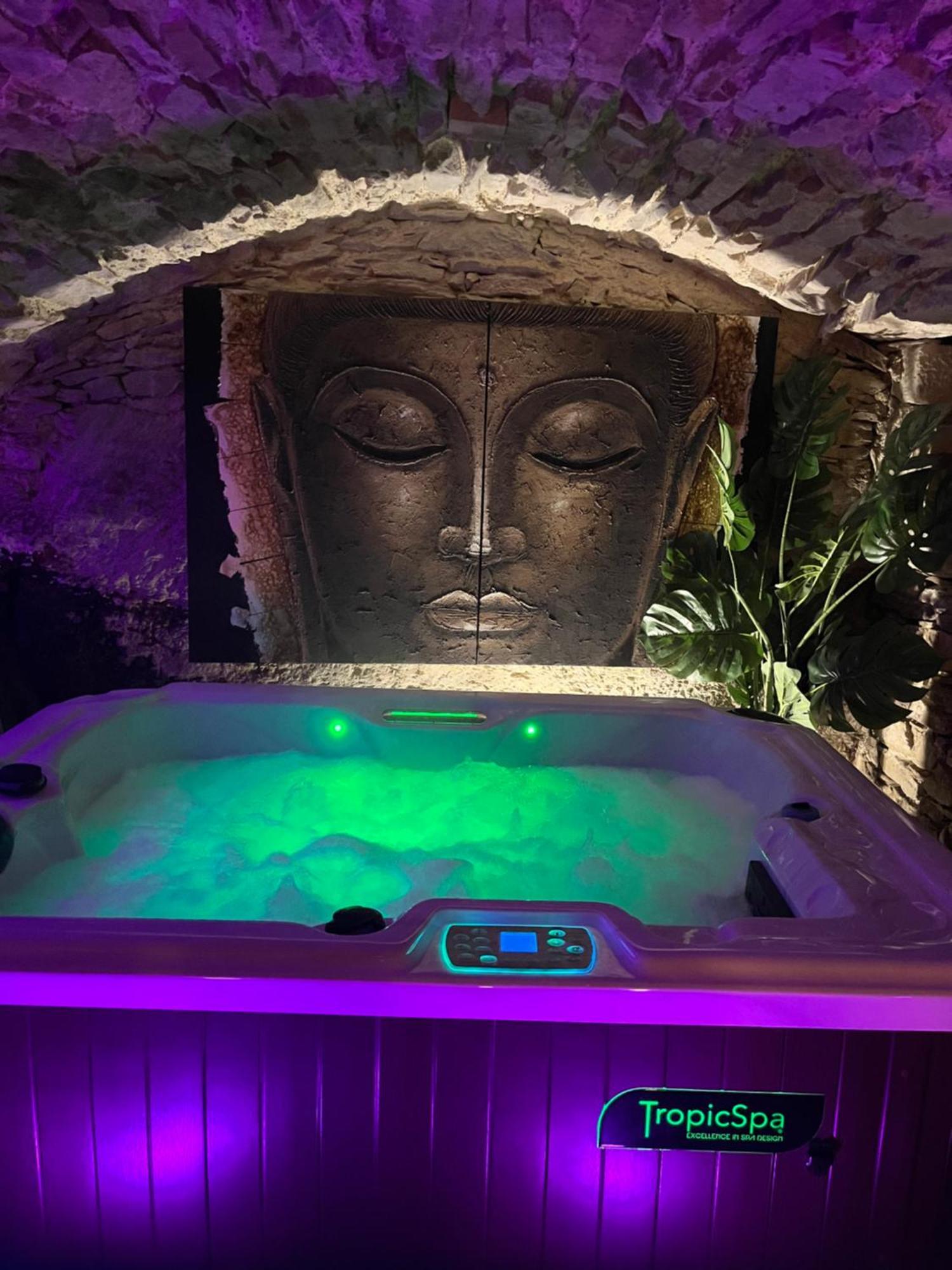 La Voute Du Pilat & Options Spa, Massage Saint-Chamond Luaran gambar