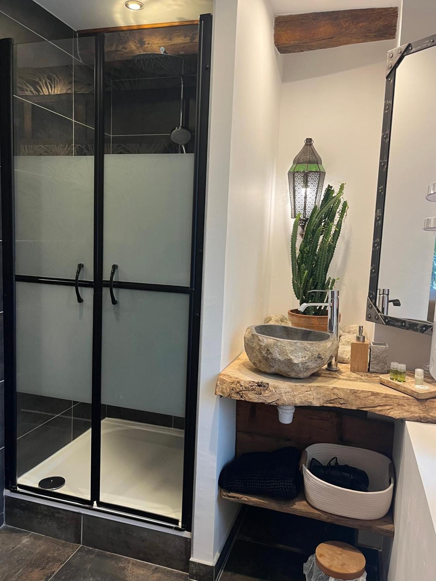 La Voute Du Pilat & Options Spa, Massage Saint-Chamond Luaran gambar
